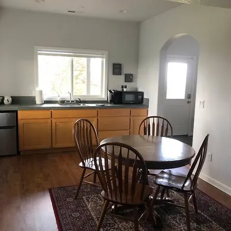 2 Bedroom Suite: Views, Private Entrance, Evchgr Amity Exterior photo