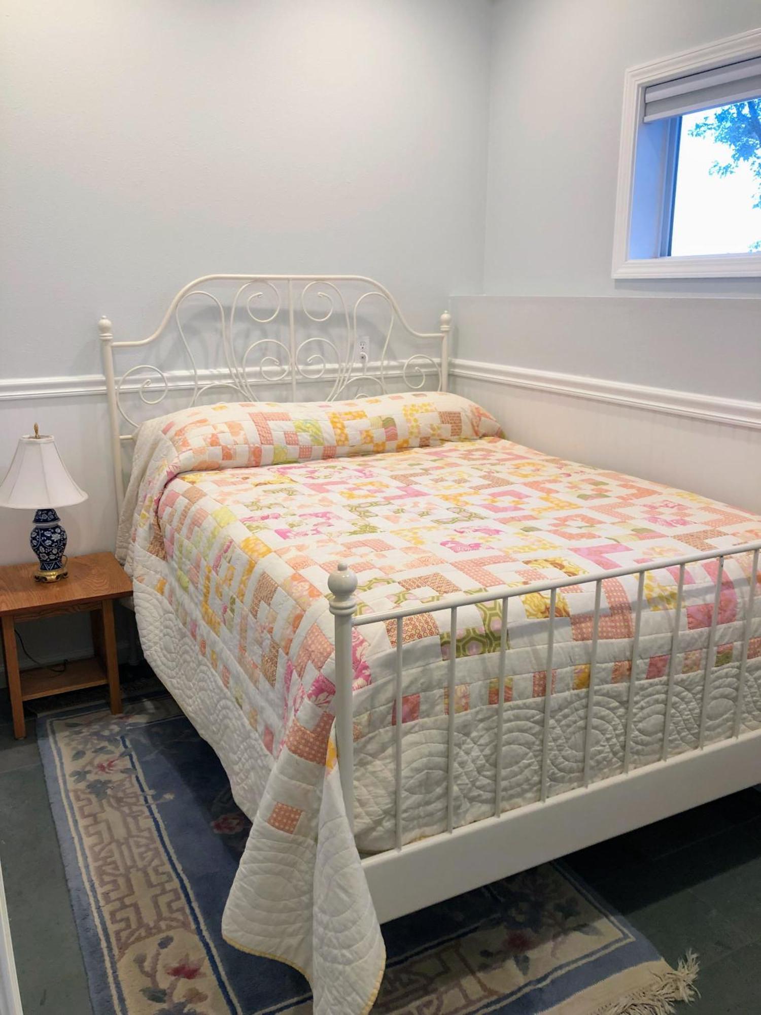 Apartment 2 Bedroom Suite: Views, Private Entrance, Evchgr